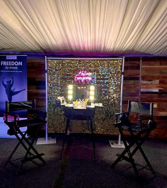 Why you need a Glitter Bar at your Event !✨