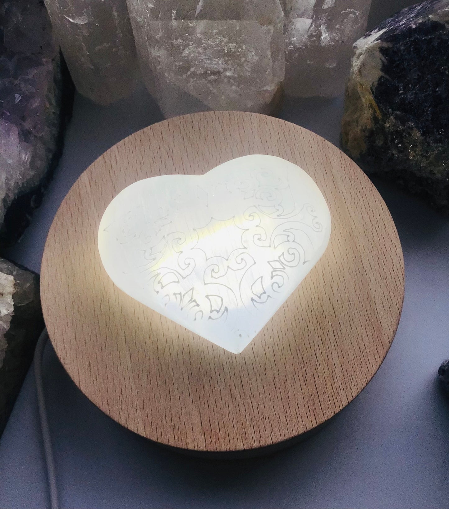 Led Light Box for Crystals Large Size 12cm Light Box USB - Light Box Stand For Crystal -Led Light Box - Wood - Circular Jo