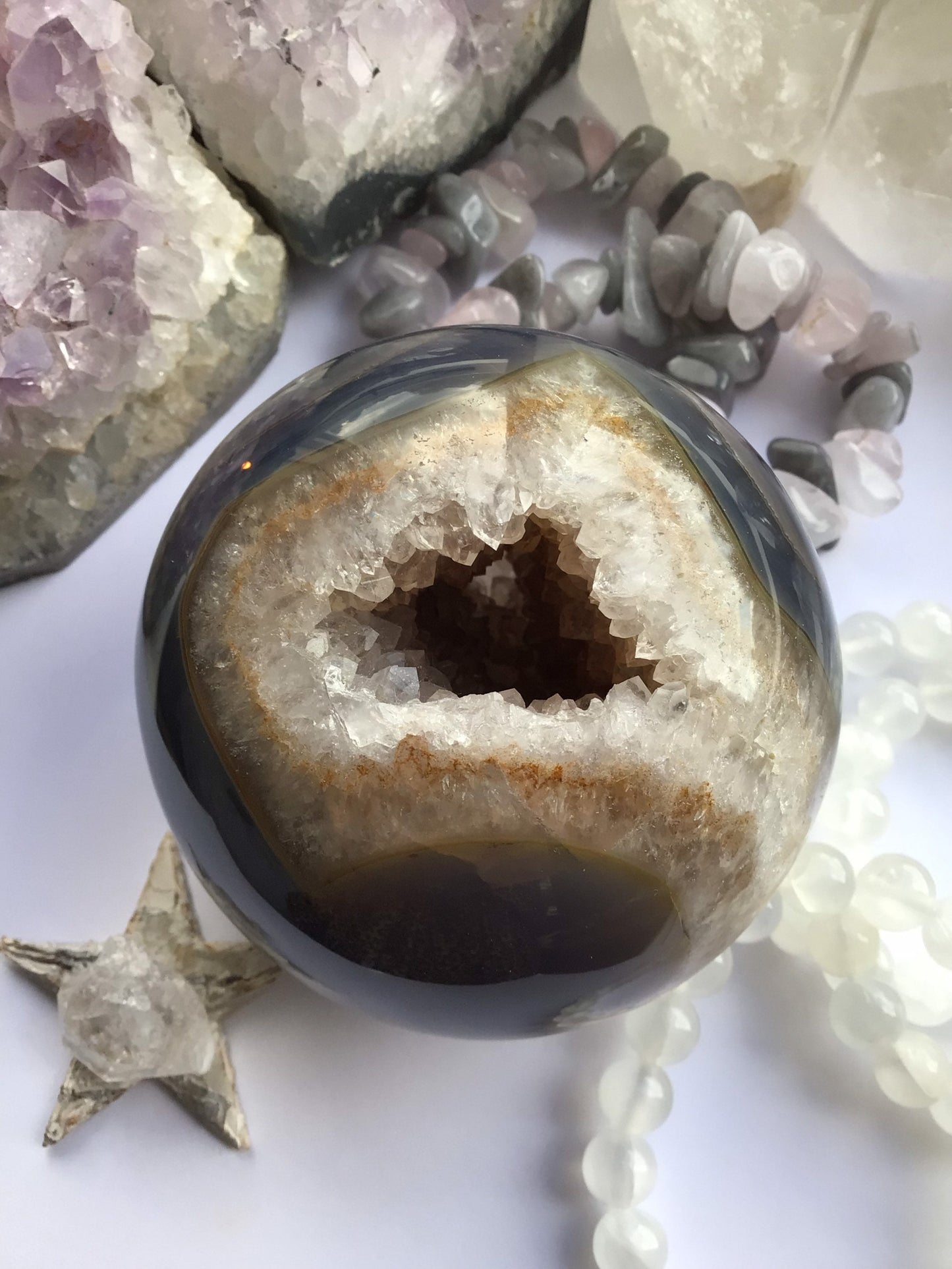 Druzy Agate Sphere Crystal Large - Grounding Calming