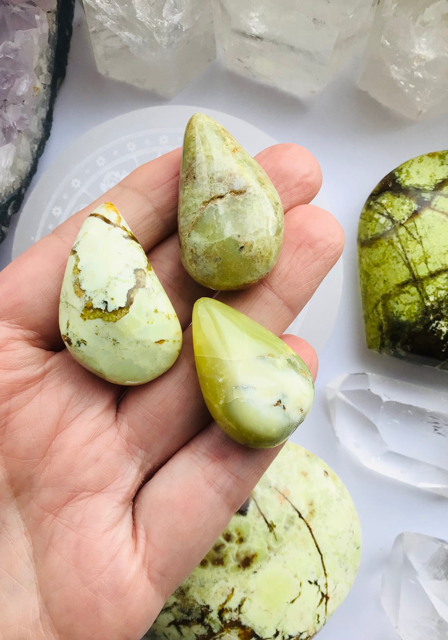 Green Opal Crystal Teardrop Pendant Necklace 🤍on Brown or Black Faux Suede