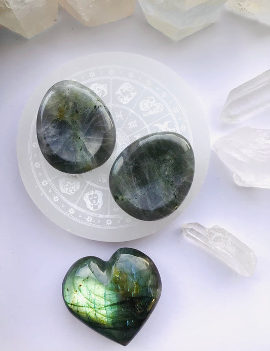 Labradorite Crystal Worry Stone - Labradorite Magic Stone - Spirituality - Good Luck