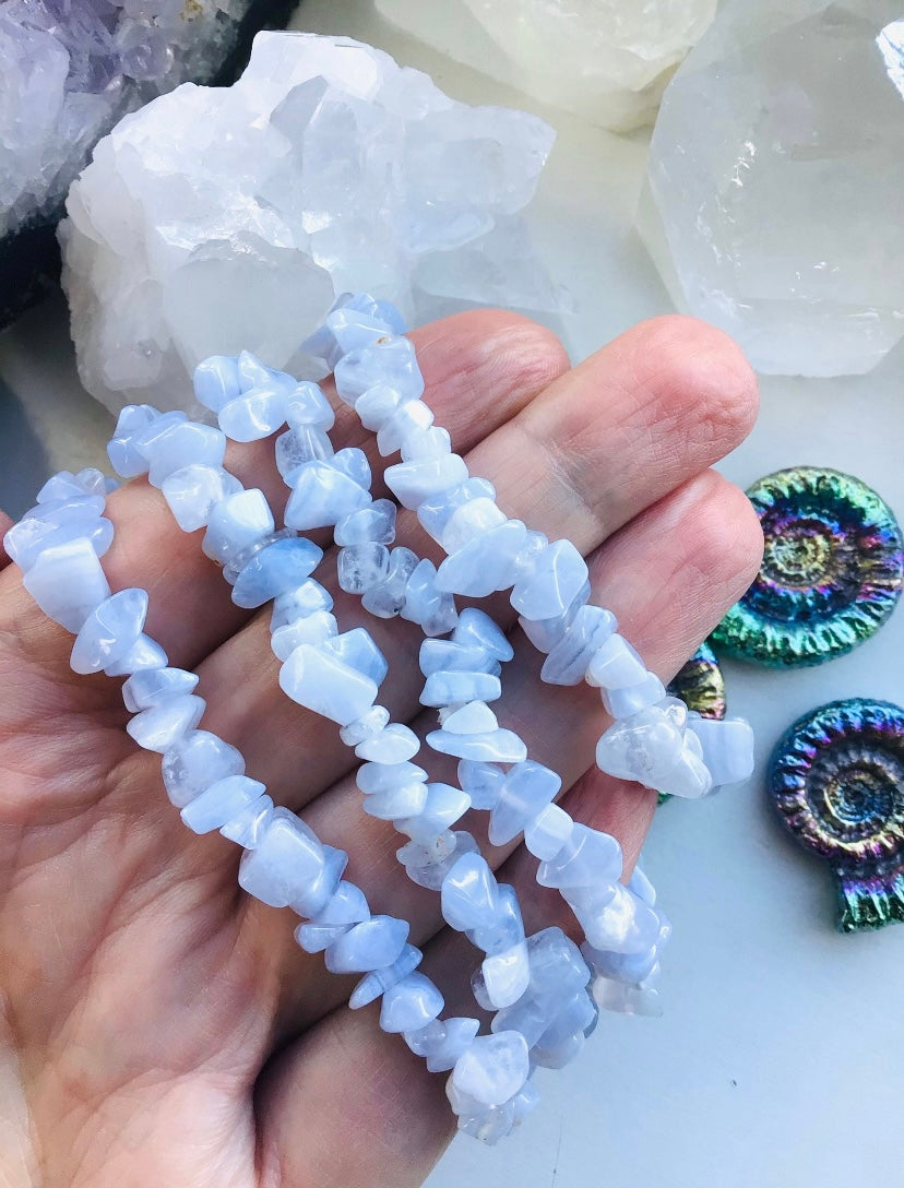 Blue Lace Agate Crystal Chip Bracelet