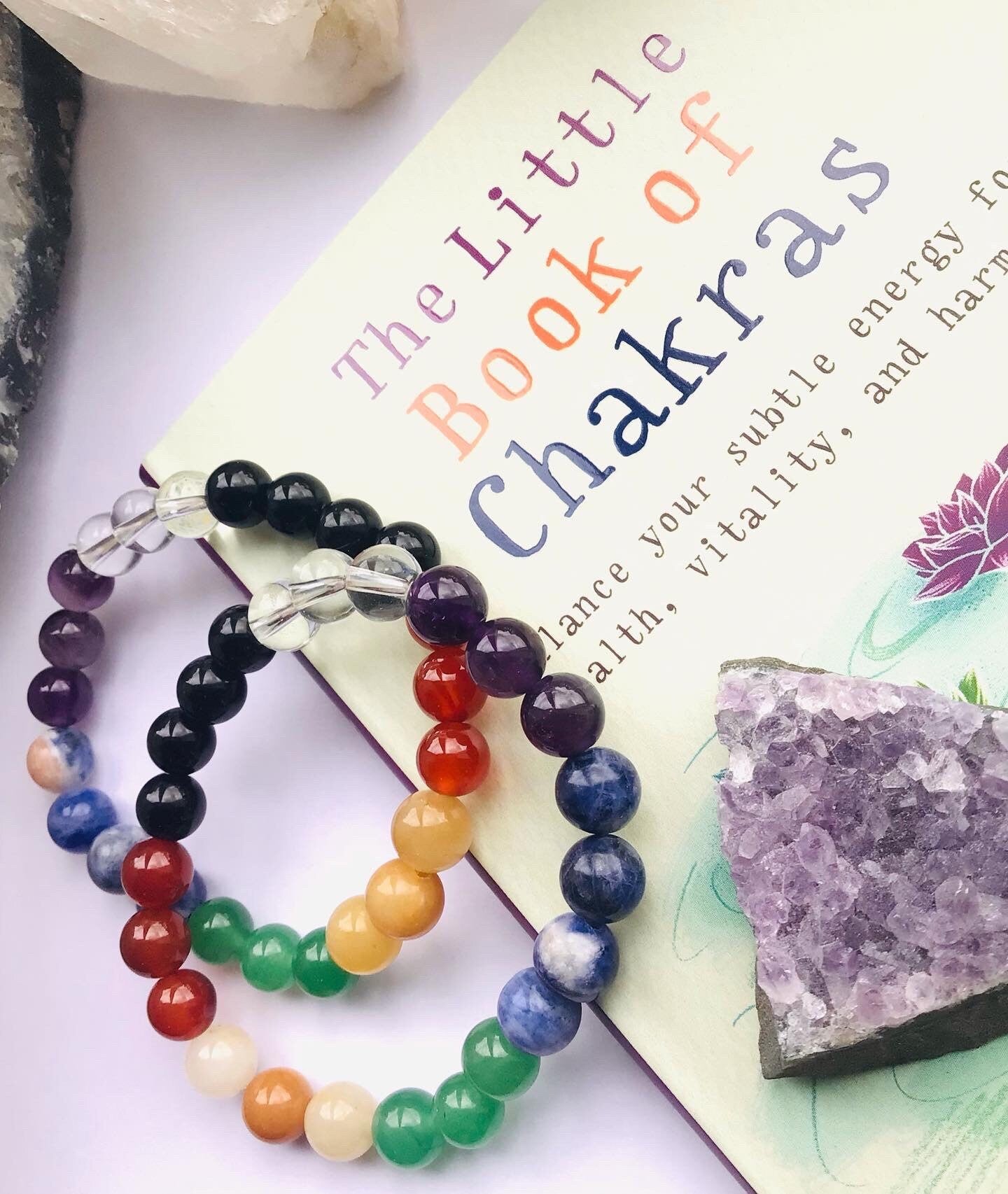 The Little Book of Chakras - Crystal healing Book
