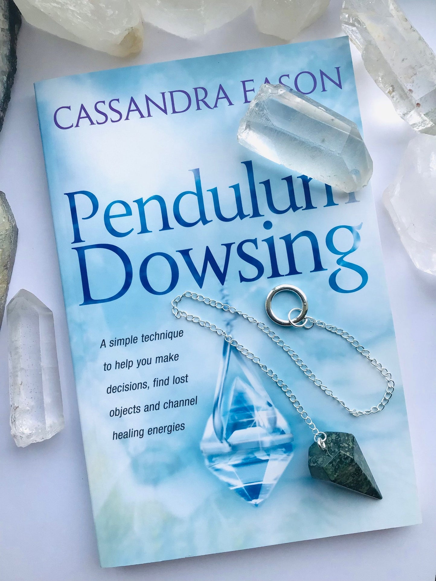 Pendulum Dowsing by Cassandra Eason Book - Crystal Healing